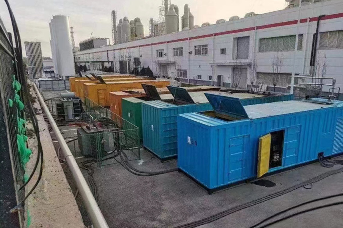 滴道发电机租赁施工现场